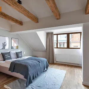 Schoenhouse Avenue - Digital Access Berlino