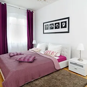 Grand Mitte Appartement